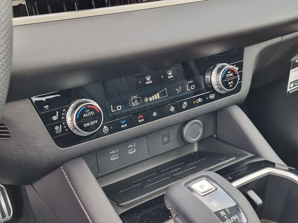 2026 Mitsubishi Outlander Black Edition