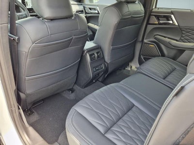2026 Mitsubishi Outlander Black Edition