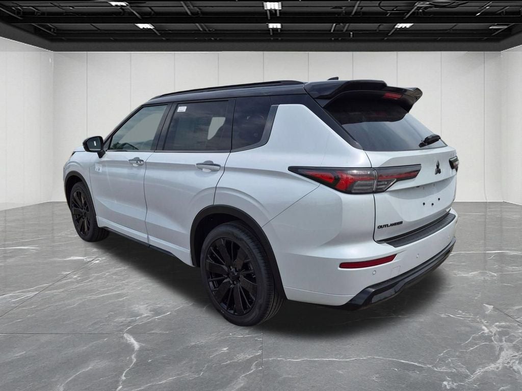 2026 Mitsubishi Outlander Black Edition