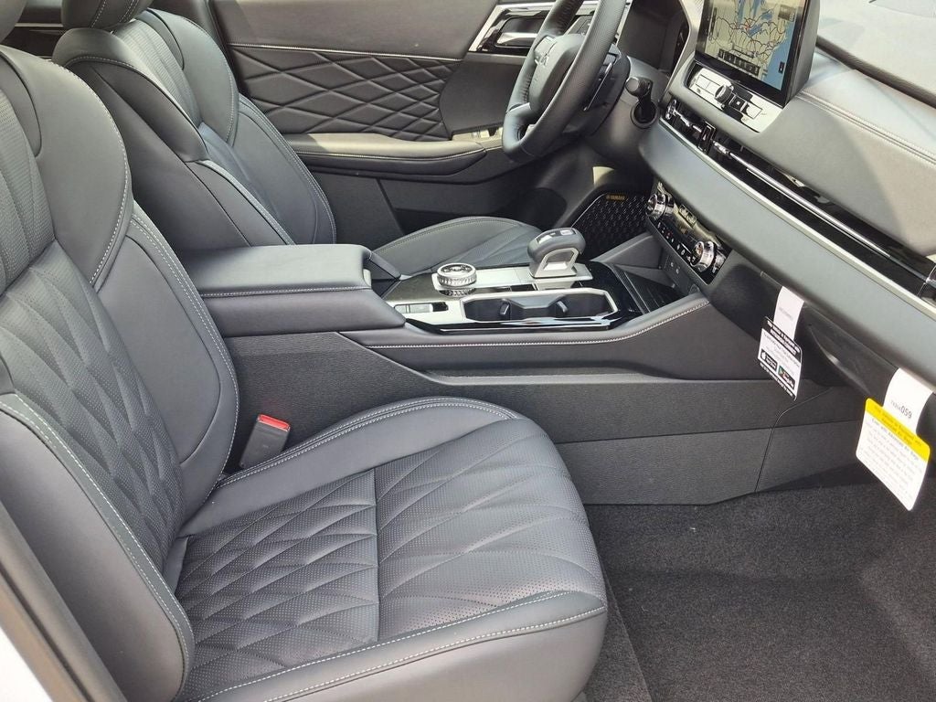 2026 Mitsubishi Outlander Black Edition