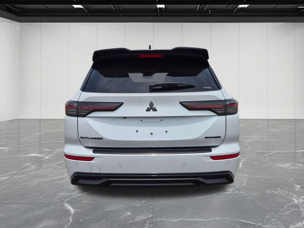 2026 Mitsubishi Outlander Black Edition
