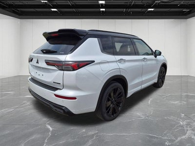 2026 Mitsubishi Outlander Black Edition
