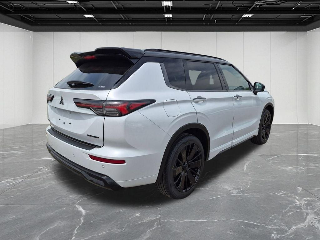 2026 Mitsubishi Outlander Black Edition