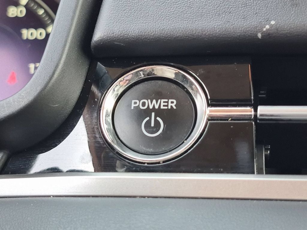 2023 Mitsubishi Outlander PHEV SE