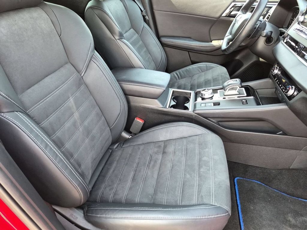 2023 Mitsubishi Outlander PHEV SE