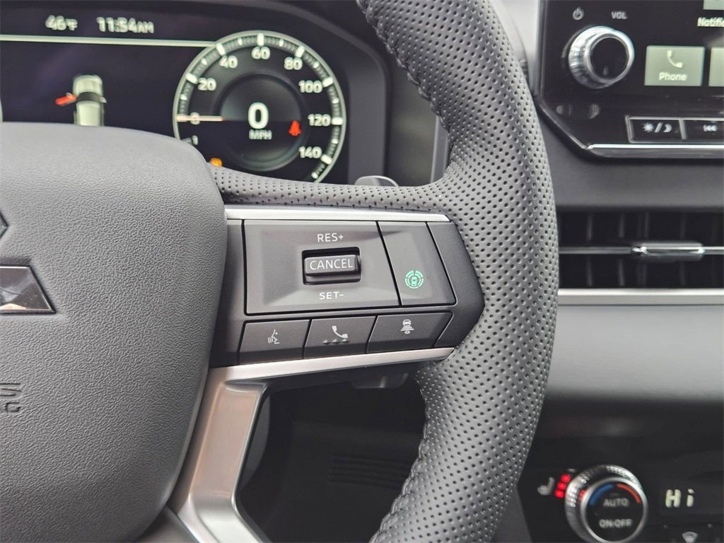 2025 Mitsubishi Outlander PHEV SE