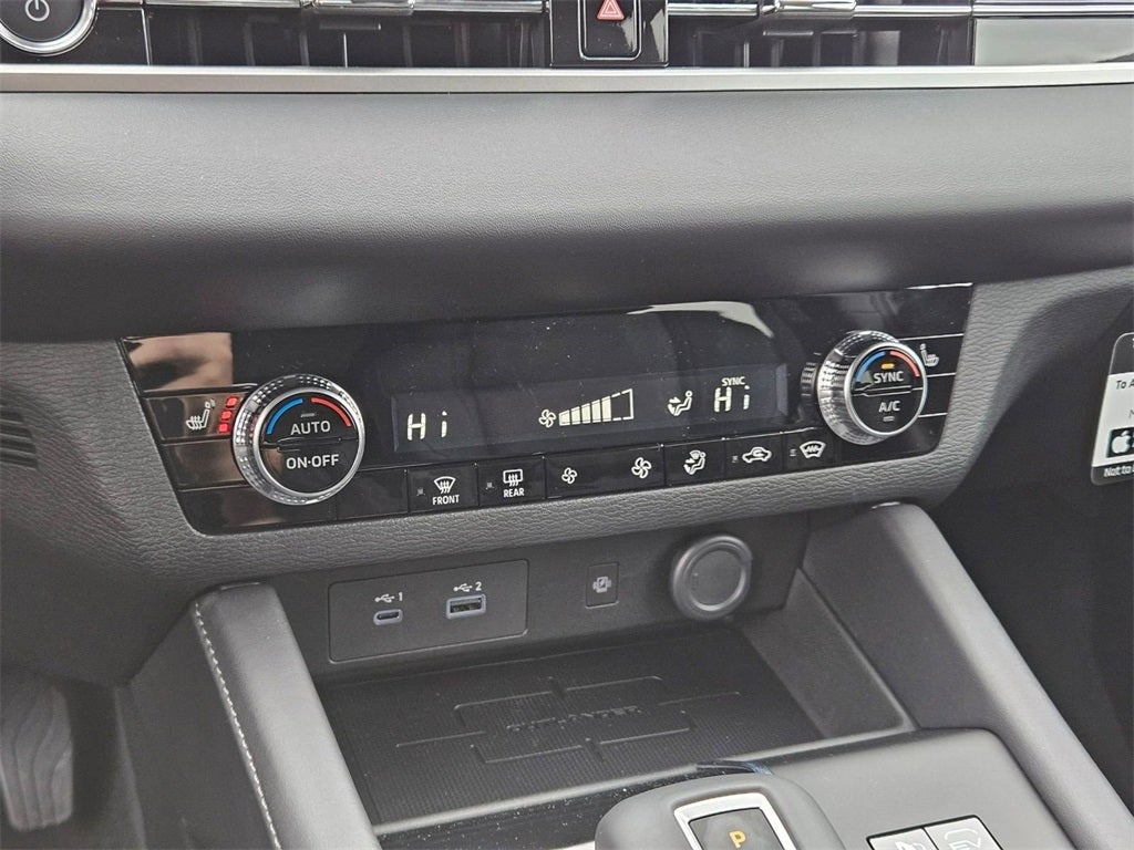 2025 Mitsubishi Outlander PHEV SE