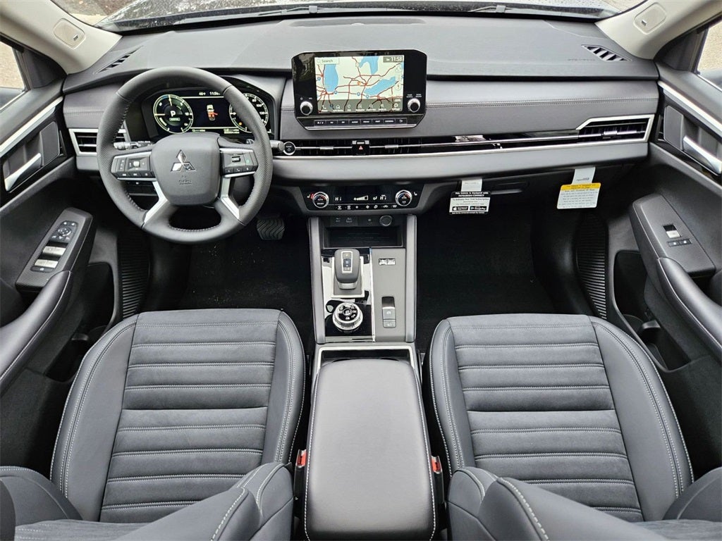 2025 Mitsubishi Outlander PHEV SE
