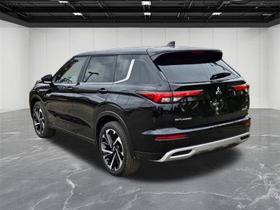 2025 Mitsubishi Outlander PHEV SE