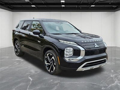 2025 Mitsubishi Outlander PHEV SE