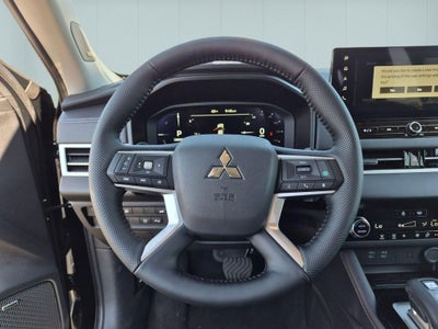 2026 Mitsubishi Outlander PHEV SE
