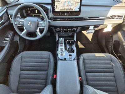 2026 Mitsubishi Outlander PHEV SE