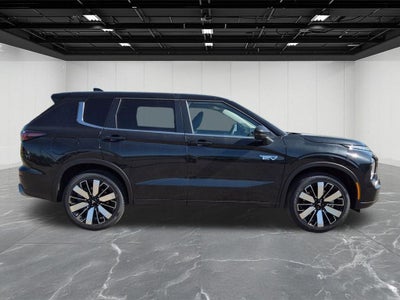 2026 Mitsubishi Outlander PHEV SE