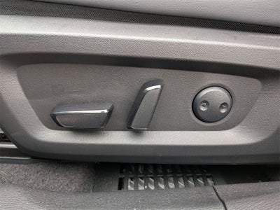 2025 Mitsubishi Outlander PHEV SE