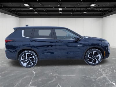 2025 Mitsubishi Outlander PHEV SE
