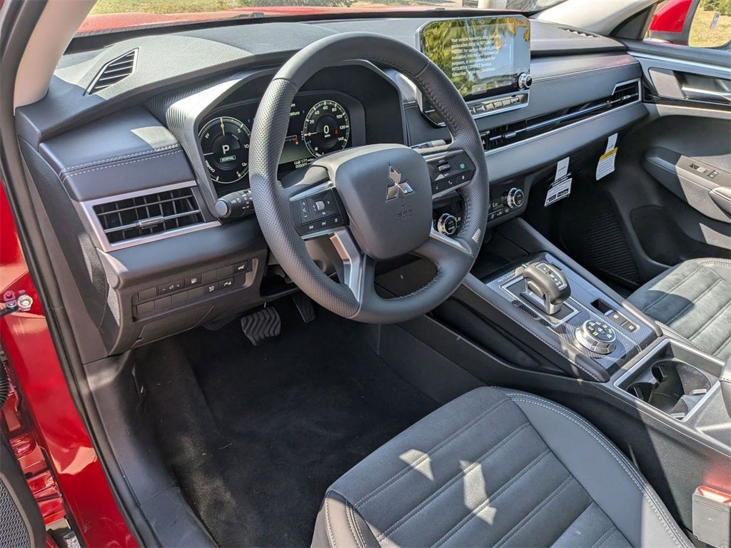 2025 Mitsubishi Outlander PHEV SE