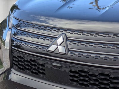 2025 Mitsubishi Outlander PHEV SE