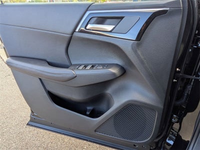 2025 Mitsubishi Outlander PHEV SE