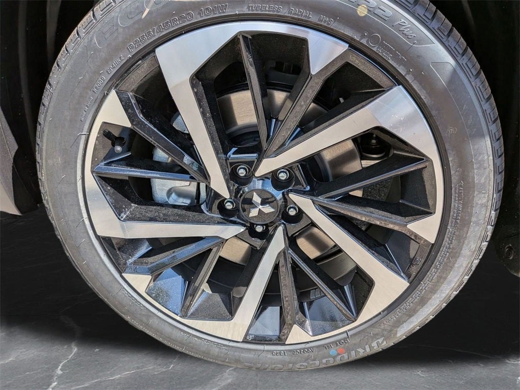 2025 Mitsubishi Outlander PHEV SE