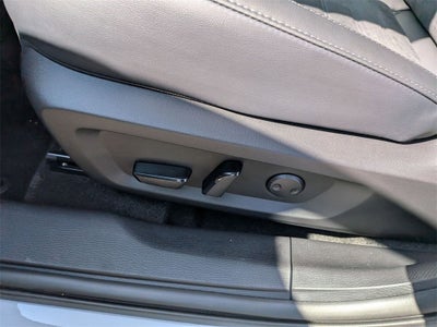 2025 Mitsubishi Outlander PHEV SE