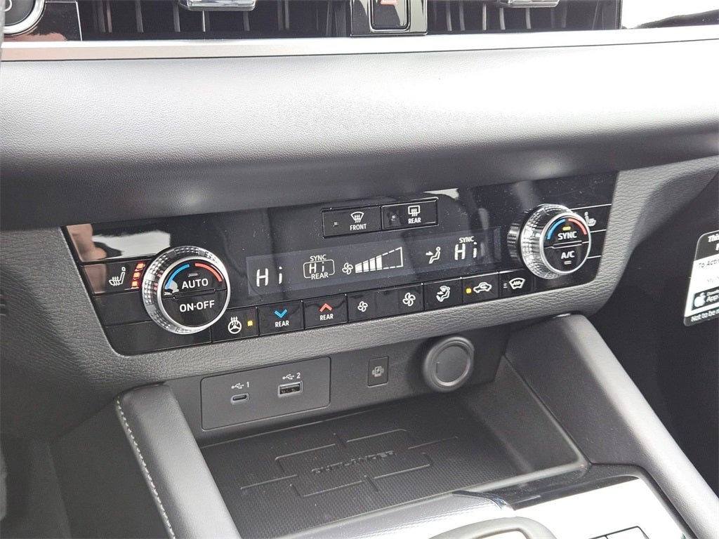 2025 Mitsubishi Outlander PHEV SEL