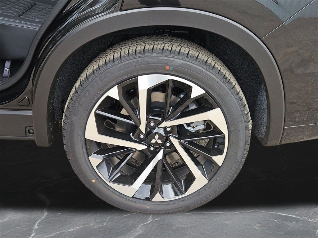 2025 Mitsubishi Outlander PHEV SEL