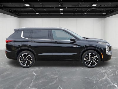 2025 Mitsubishi Outlander PHEV SEL