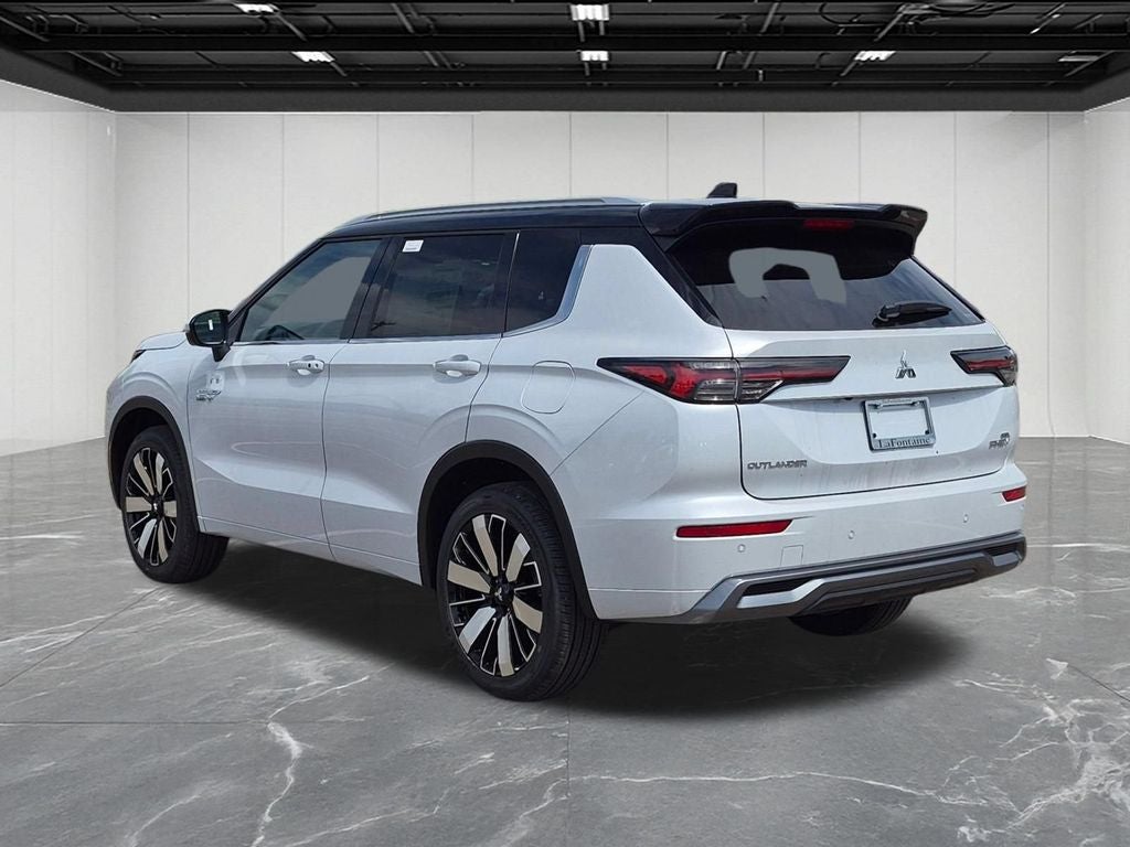2026 Mitsubishi Outlander PHEV SEL