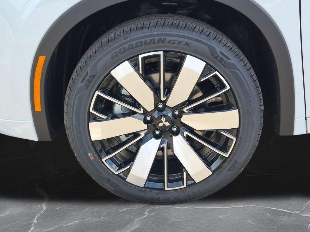 2026 Mitsubishi Outlander PHEV SEL