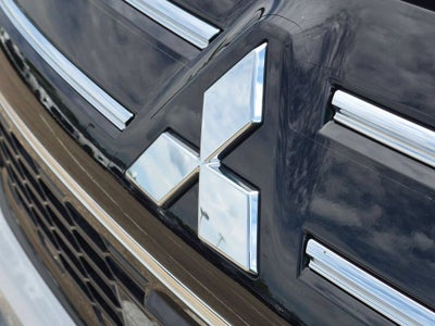 2026 Mitsubishi Outlander PHEV SEL