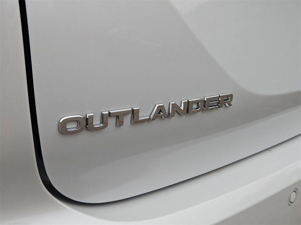 2025 Mitsubishi Outlander PHEV SEL