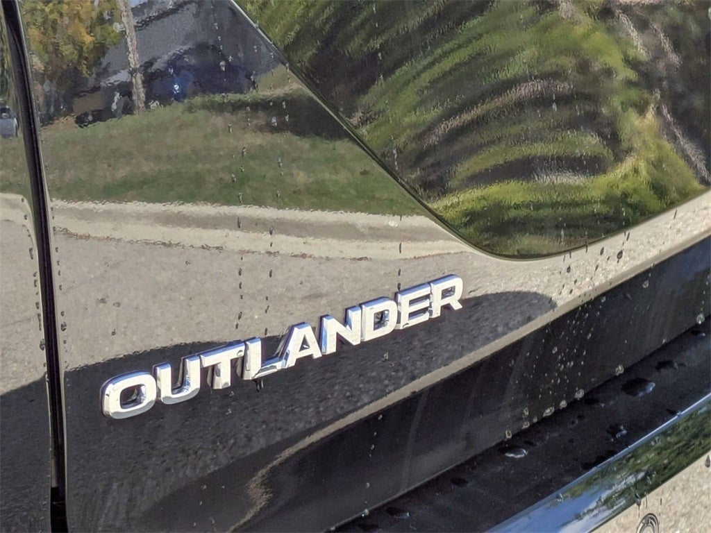 2025 Mitsubishi Outlander PHEV SEL