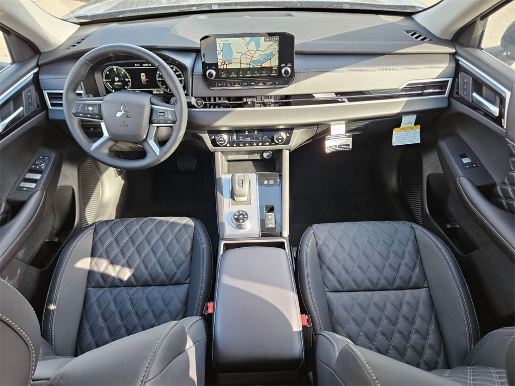 2025 Mitsubishi Outlander PHEV SEL