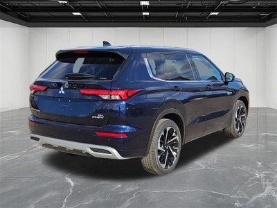 2025 Mitsubishi Outlander PHEV SEL