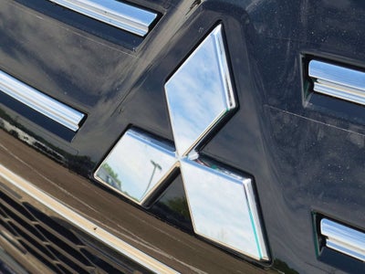2026 Mitsubishi Outlander PHEV SEL