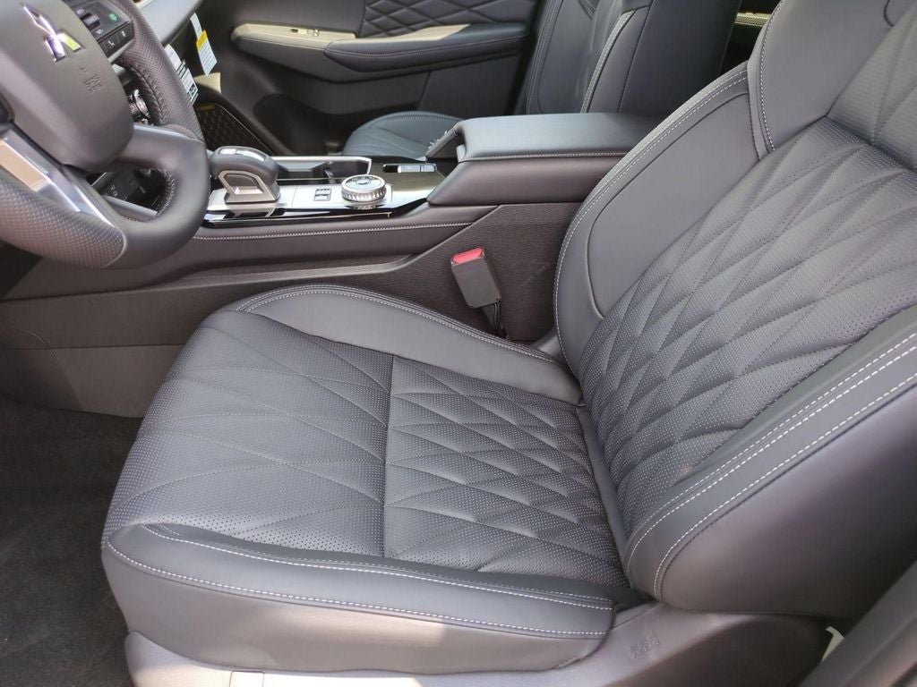 2026 Mitsubishi Outlander PHEV SEL BLACK EDITION