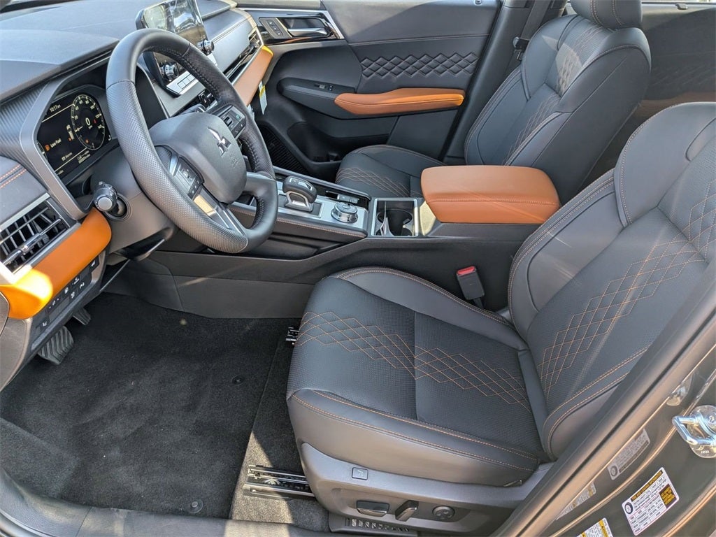 2025 Mitsubishi Outlander PHEV SEL