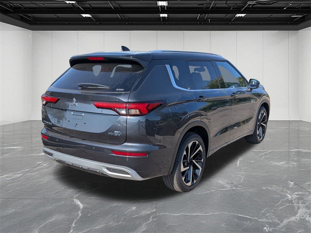 2025 Mitsubishi Outlander PHEV SEL