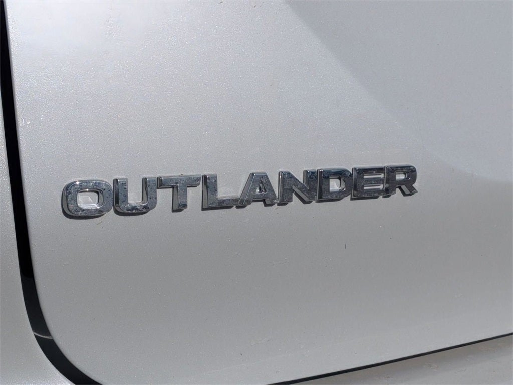 2025 Mitsubishi Outlander PHEV SEL Black Edition