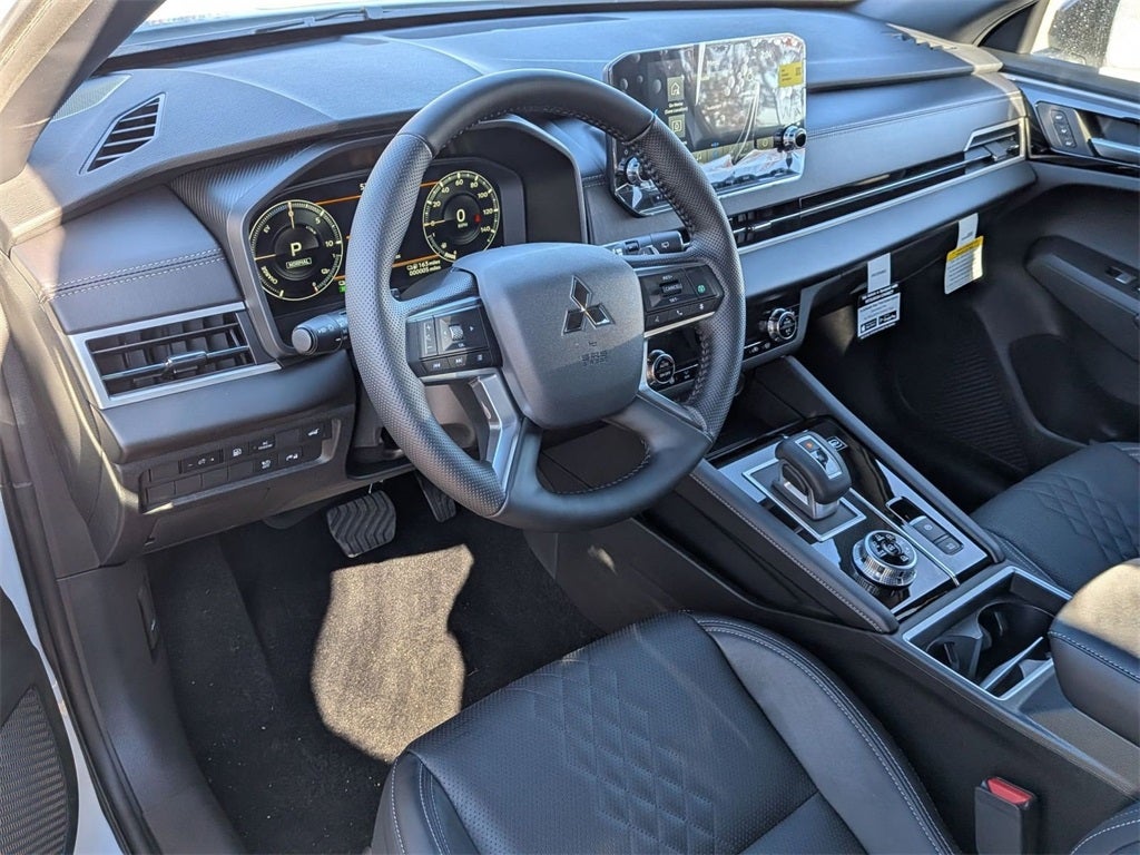 2025 Mitsubishi Outlander PHEV SEL Black Edition