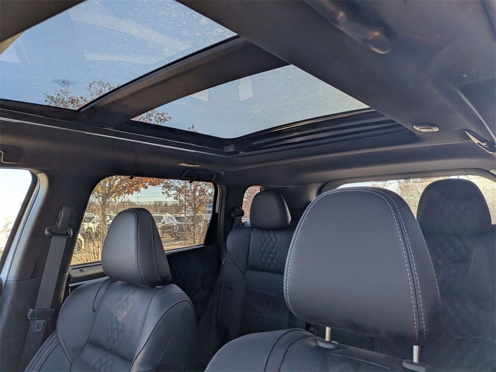 2025 Mitsubishi Outlander PHEV SEL Black Edition