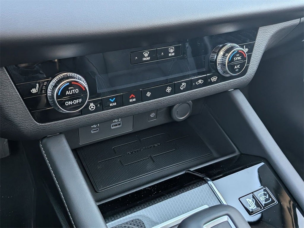 2025 Mitsubishi Outlander PHEV SEL Black Edition