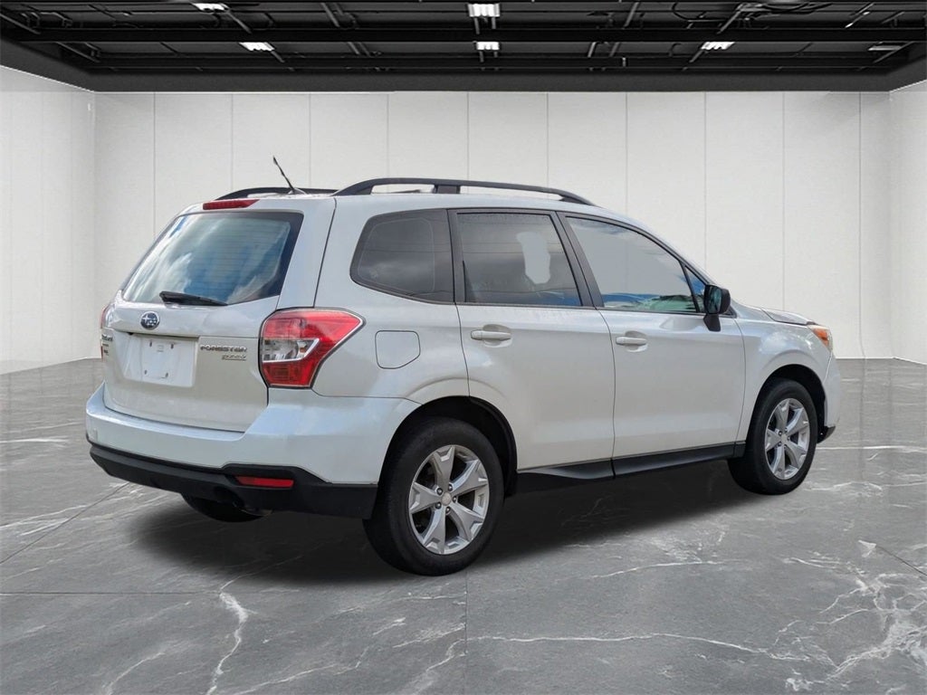2015 Subaru Forester 2.5i