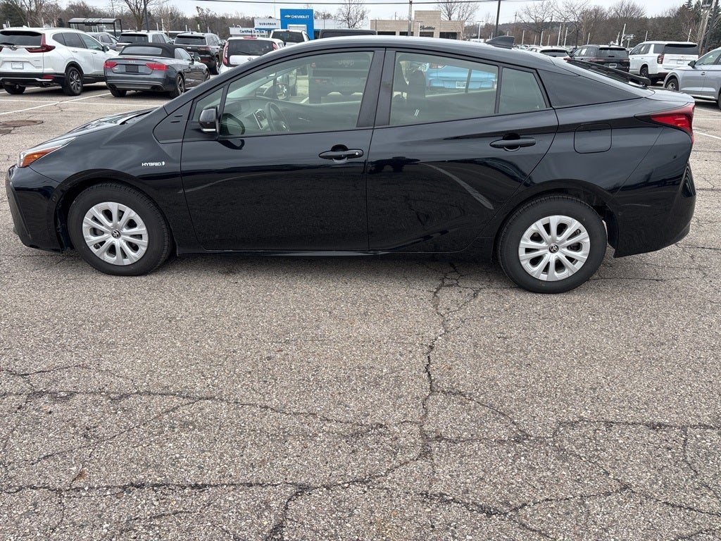 2021 Toyota Prius LE