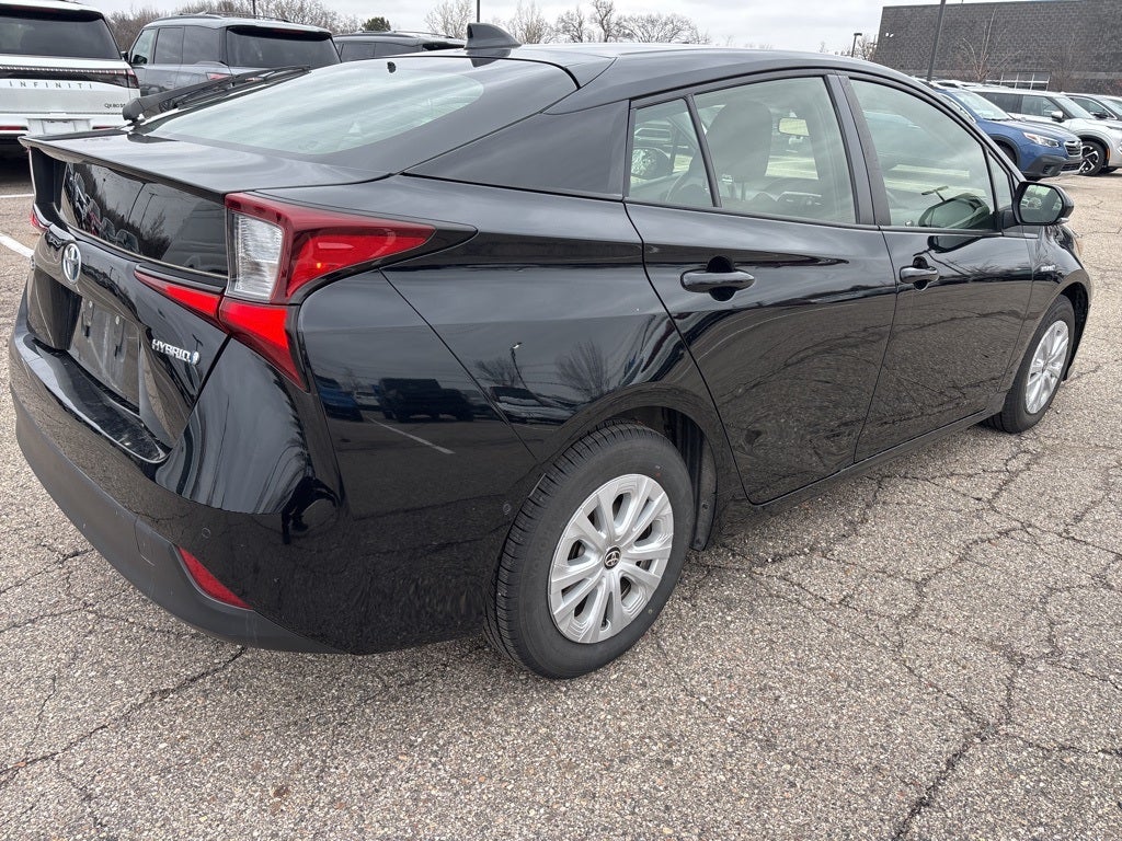 2021 Toyota Prius LE