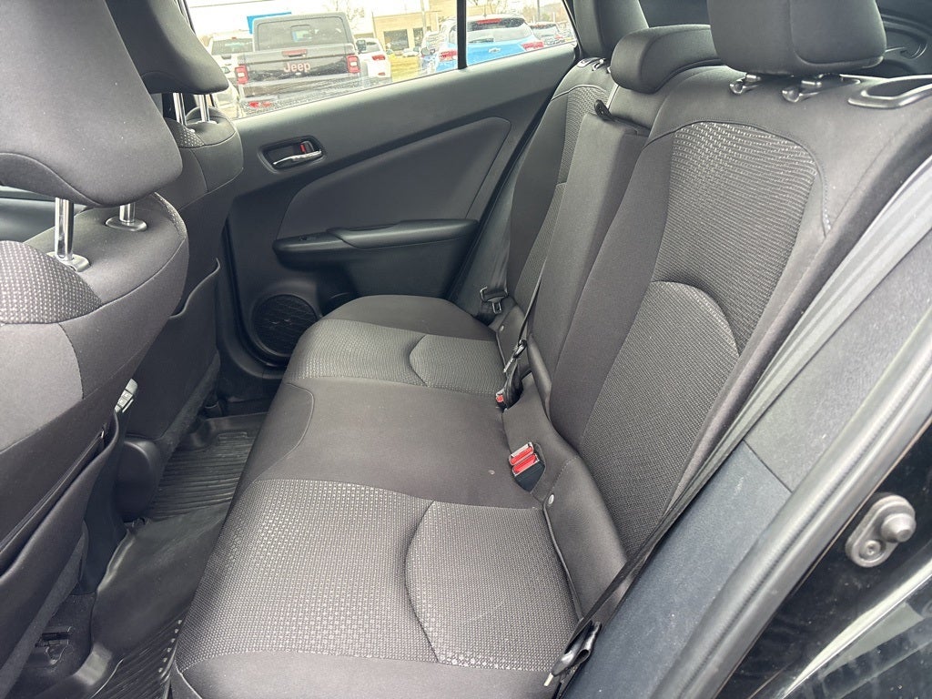 2021 Toyota Prius LE