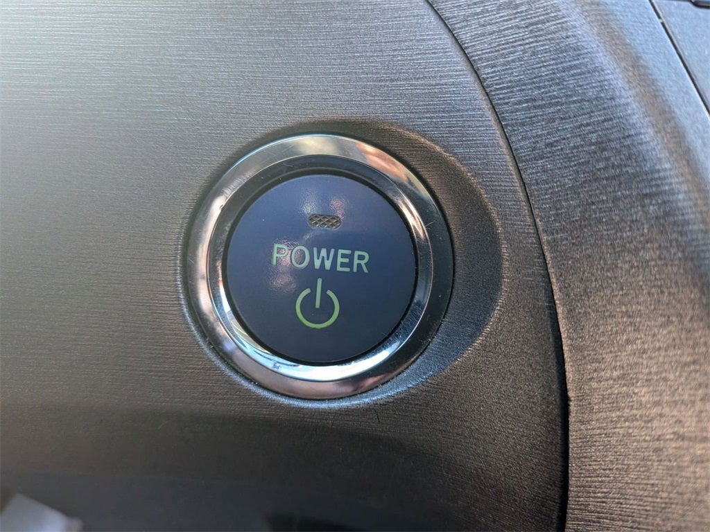 2013 Toyota Prius Plug-in Base