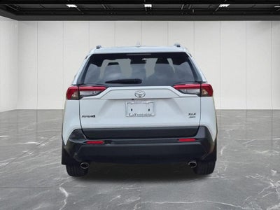 2019 Toyota RAV4 XLE Premium
