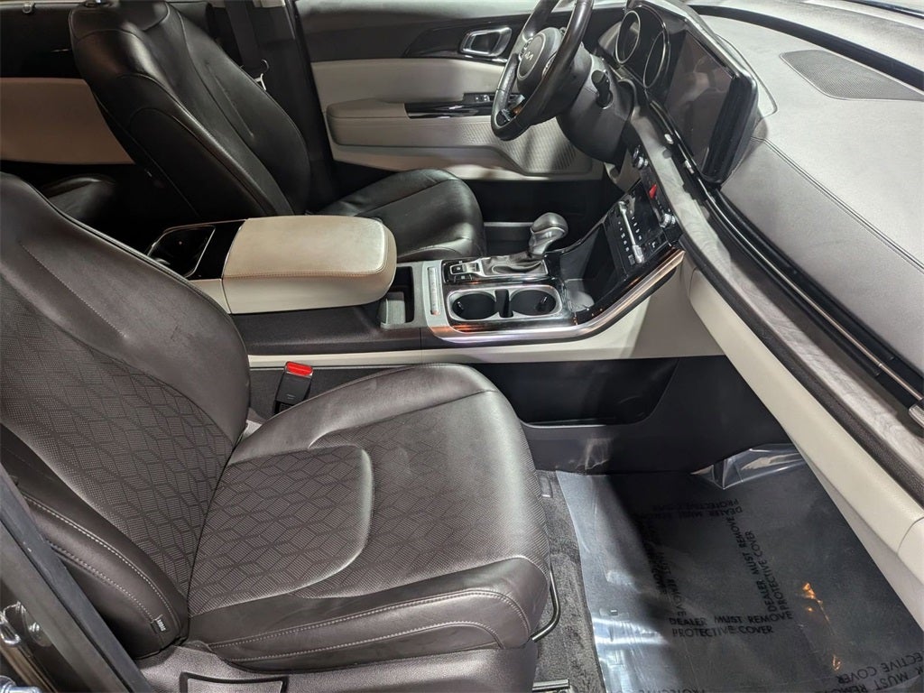 2024 Kia Carnival EX