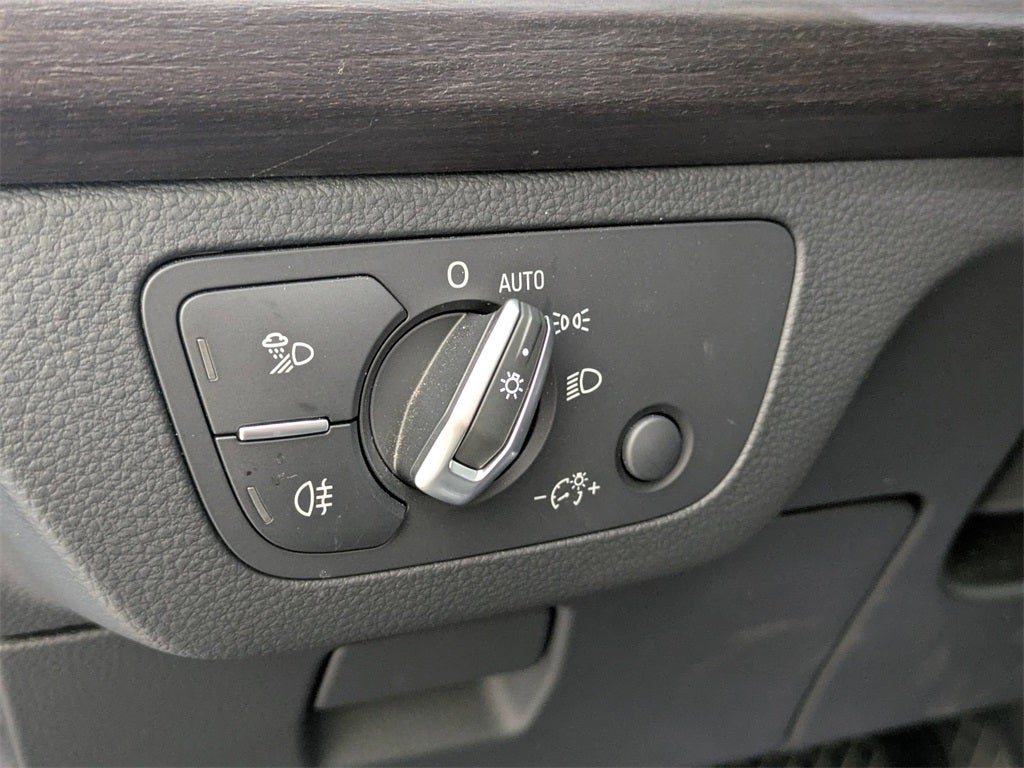 2021 Audi Q5 e 55 Premium Plus quattro